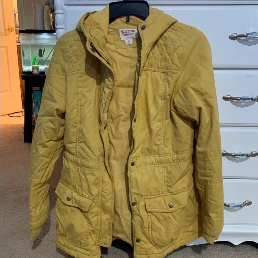 Yellow fa/winter coat